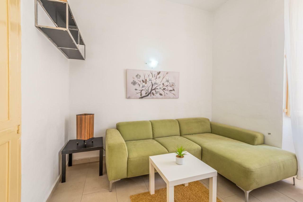 فندق سليمةفي  Traditional Maltese Townhouse المظهر الخارجي الصورة