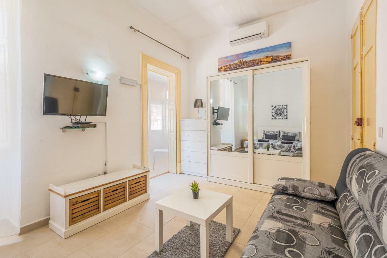 فندق سليمةفي  Traditional Maltese Townhouse المظهر الخارجي الصورة